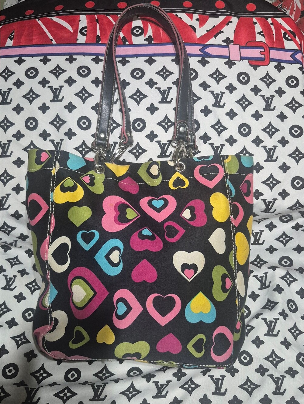 Y2K Nine West Black Multicolor Heart Print Shoulder Bag